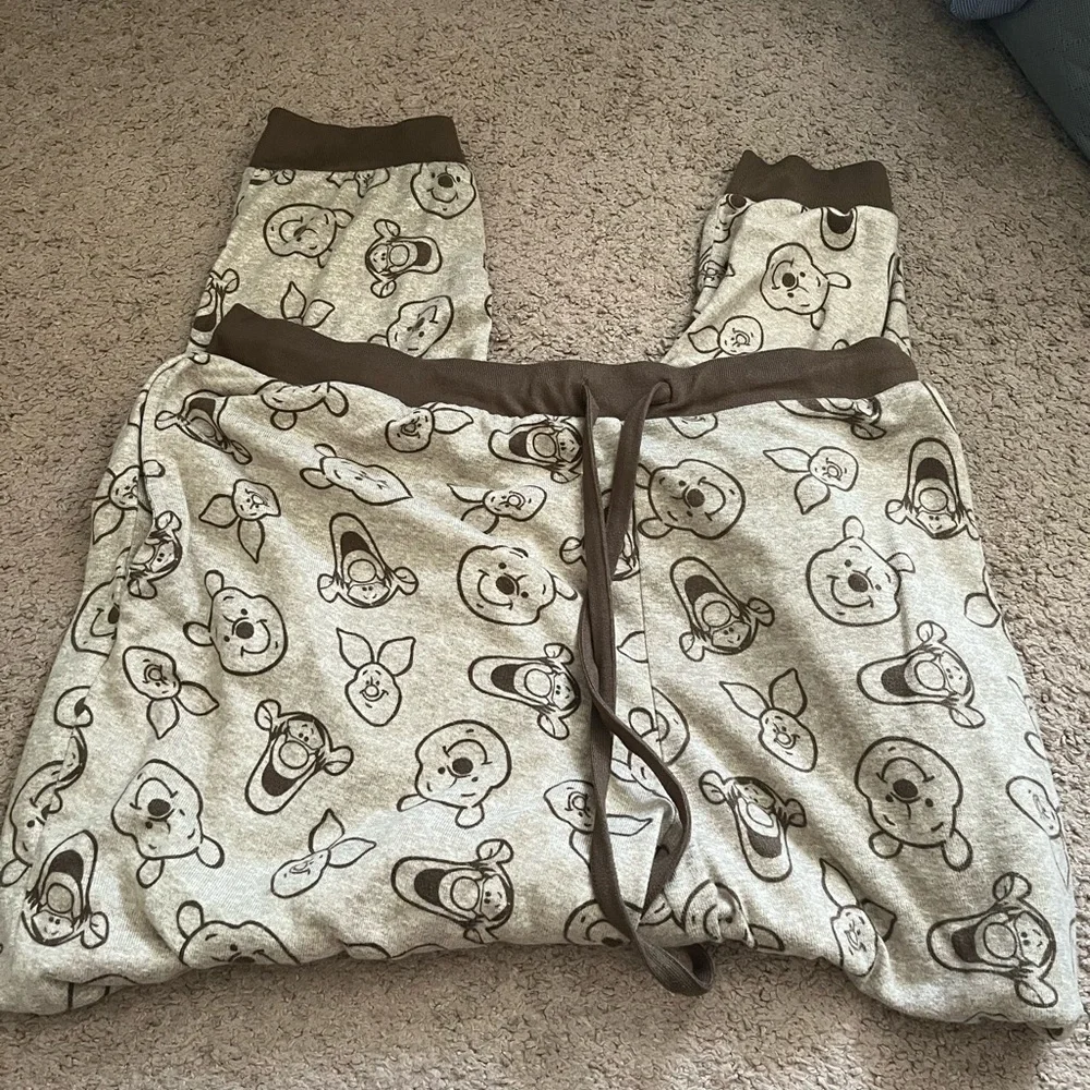 Disney Winnie The Pooh Pajama Set - Picture 4 of 12